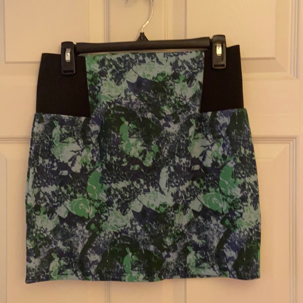 Urban Outfitters Silence+Noise Skirt Size L NWT